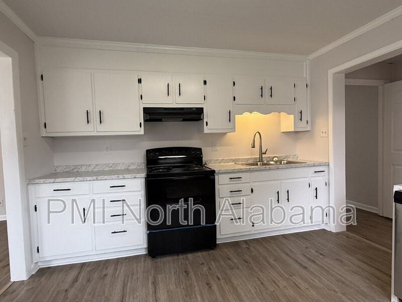 1021 Fairway Dr Nw - Photo 6 of 14