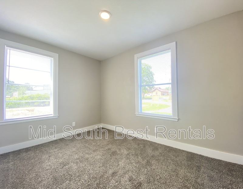 800 Jane Dr - Photo 5 of 6