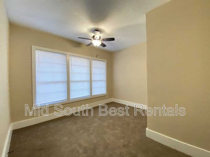 2323 E 2nd St #B - Photo 2 of 9