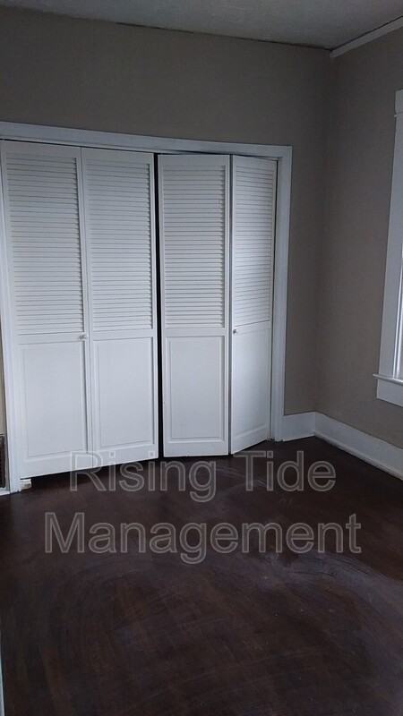 200 9th Ct W - Photo 2 of 19