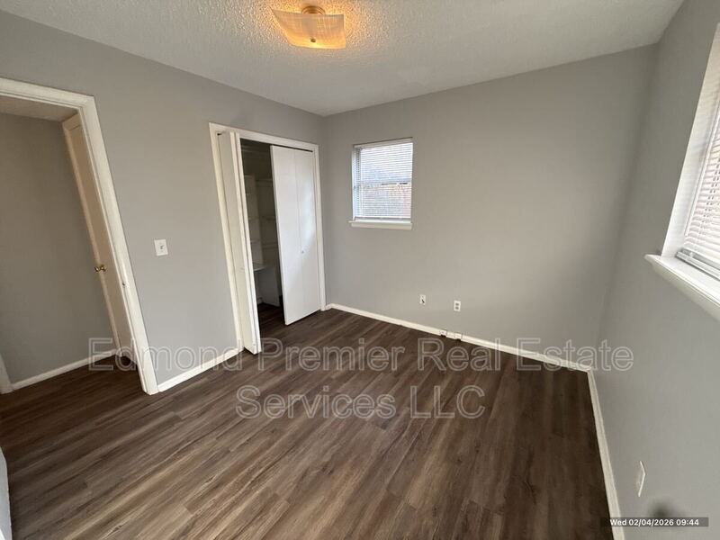 629 Reynolds Rd - Photo 7 of 14