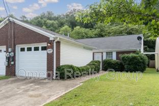 1645 Park Ter - Photo 1 of 1