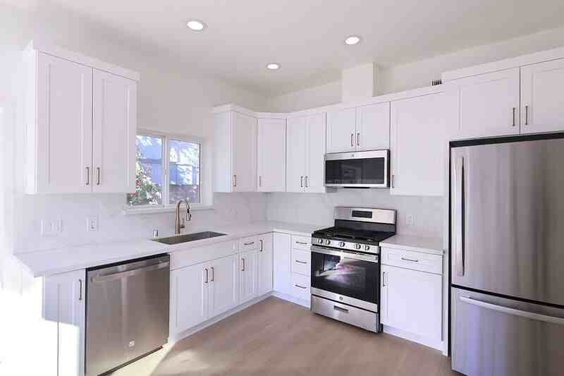 621 W Glenoaks Blvd #ADU - Photo 2 of 22