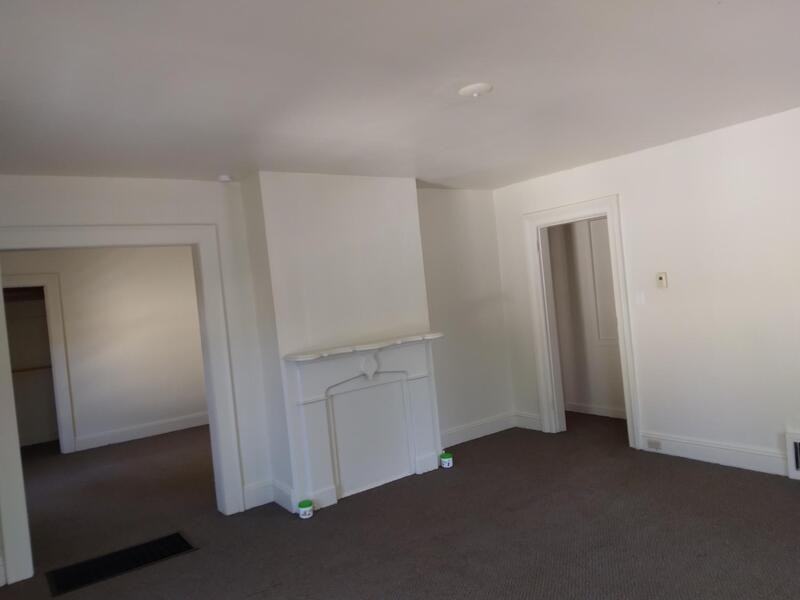 508 W Irving Ave - Photo 3 of 12