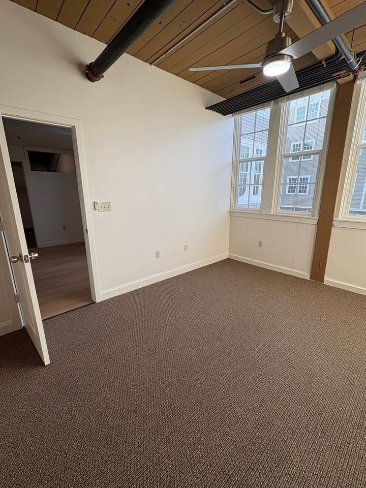 Bostonian Shoe Lofts - Photo 2 of 26