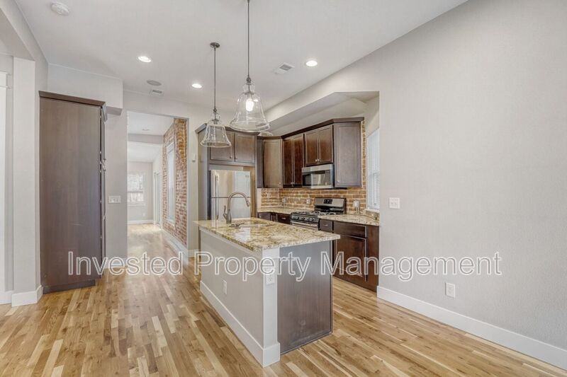 1315 E 37th Ave - Photo 4 of 11