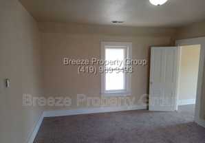 135 Everett St #UPPER - Photo 1 of 1