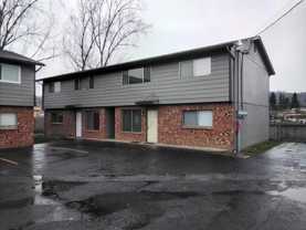 303 Nw Tumlin Ave - Photo 1 of 1