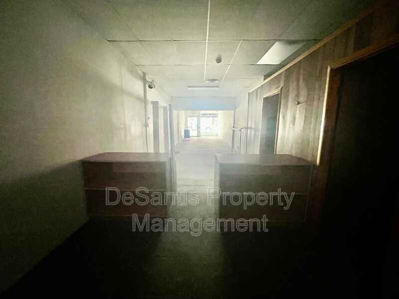 350 Beaver St - Photo 5 of 6