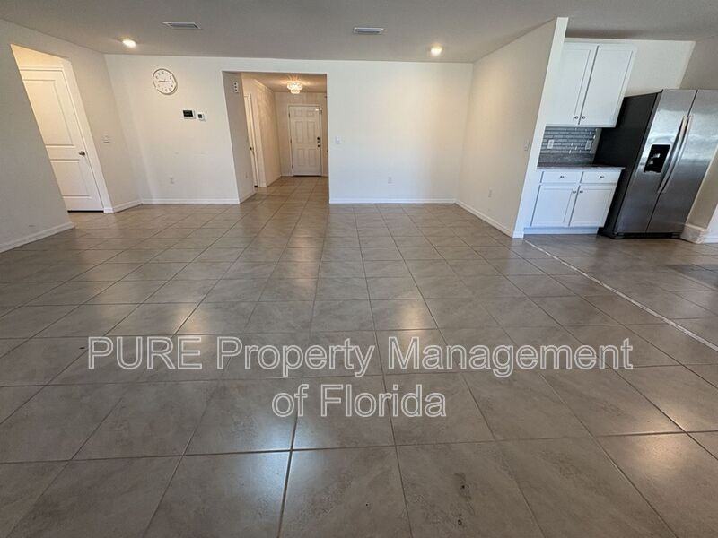 618 Se 65th Ter - Photo 4 of 23