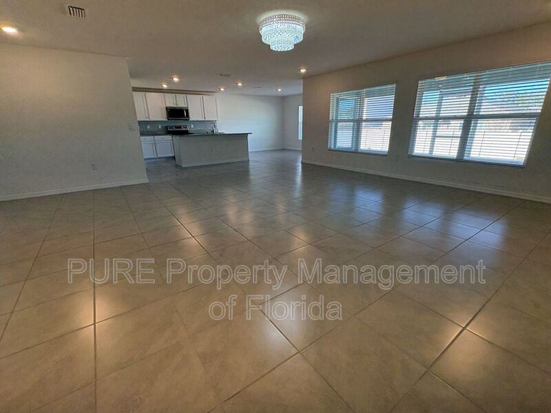 618 Se 65th Ter - Photo 5 of 23