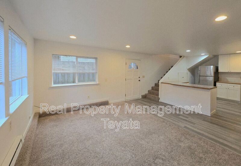 2475 Yew Street Rd #A - Photo 4 of 18