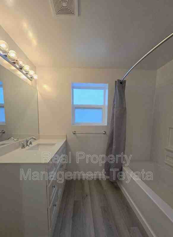 2475 Yew Street Rd #A - Photo 7 of 18