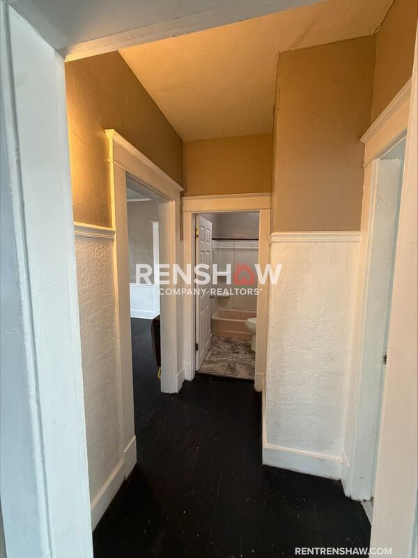 112 Tomlin St - Photo 3 of 25