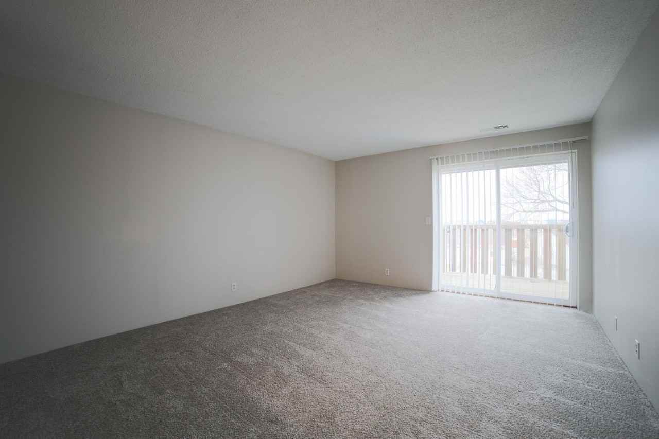 LongLeaf Apartments - Photo 4 of 16