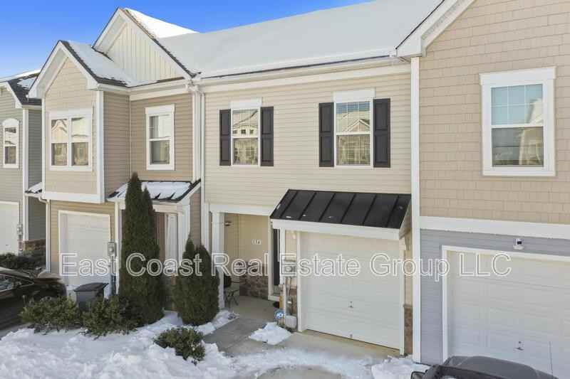 134 Oflannery Ct - Photo 3 of 32