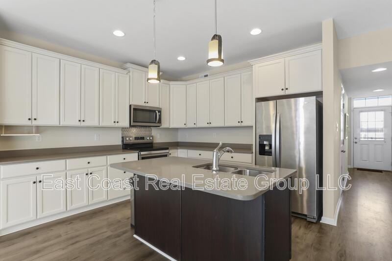 134 Oflannery Ct - Photo 7 of 32