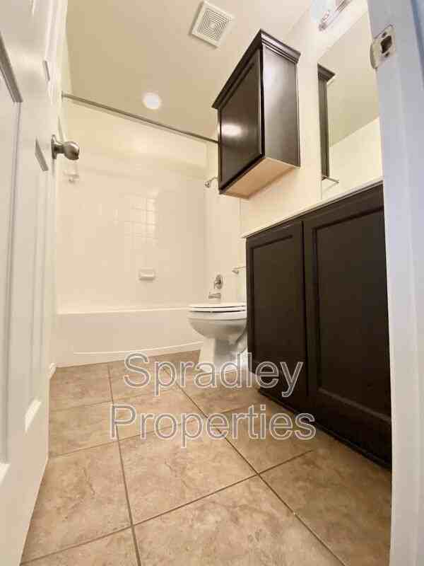 1315 Starlight Dr - Photo 7 of 21