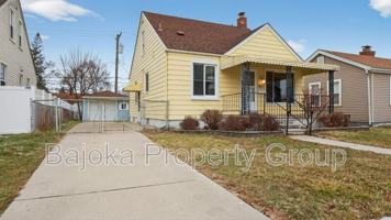 featured image of 1670 Pagel Ave