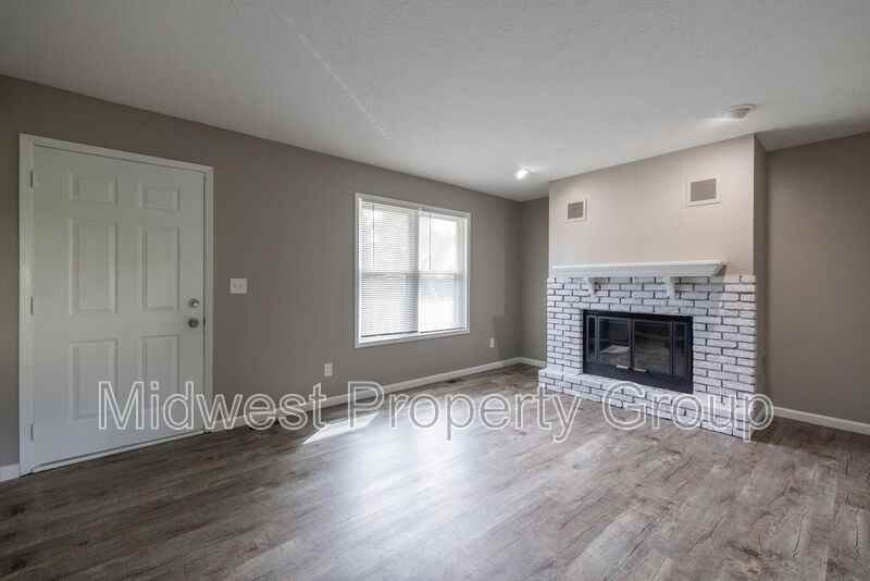 2461 Spikewood Ct - Photo 3 of 31