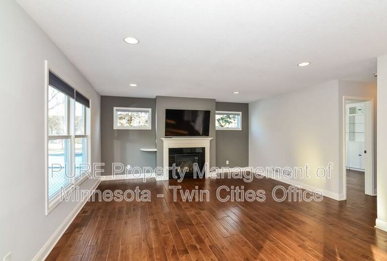 7001 Minnetonka Blvd - Photo 2 of 23