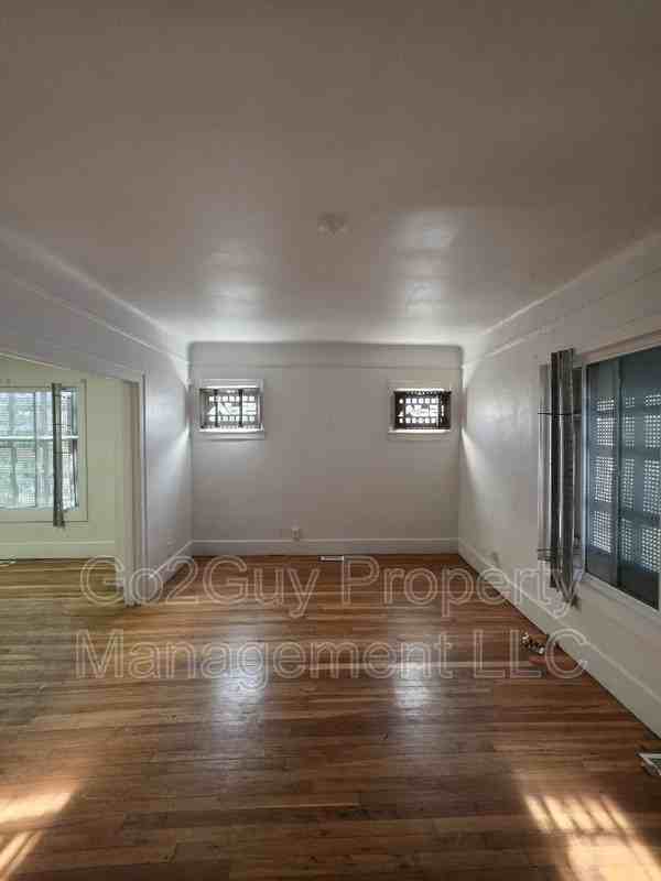 5502 Audubon Rd - Photo 4 of 24