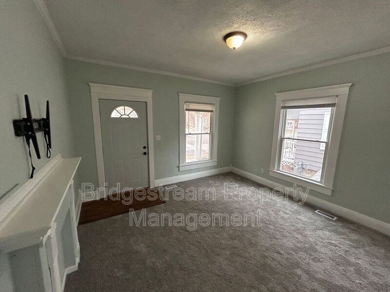 209 S 2nd St - Photo 2 of 7