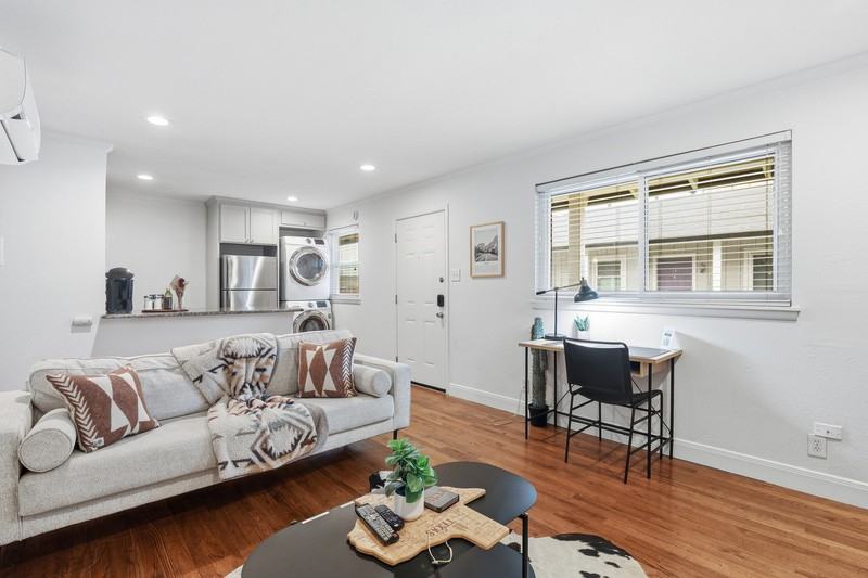 3123 S University Dr - Photo 6 of 13