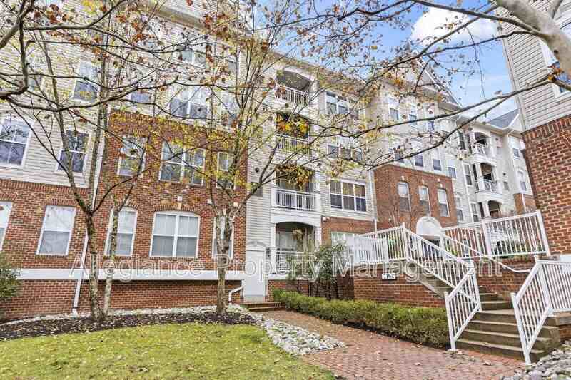 5108 Donovan Dr #203 - Photo 3 of 47