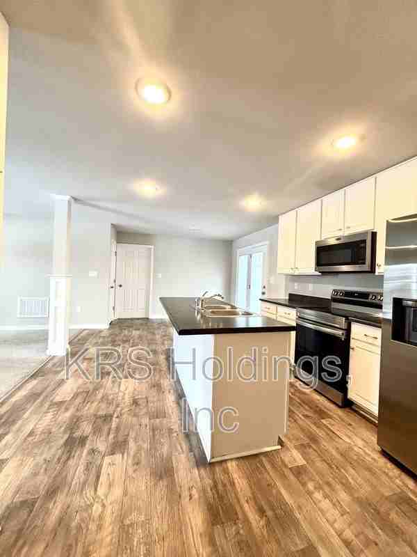 6093 Flintstone Dr - Photo 2 of 14