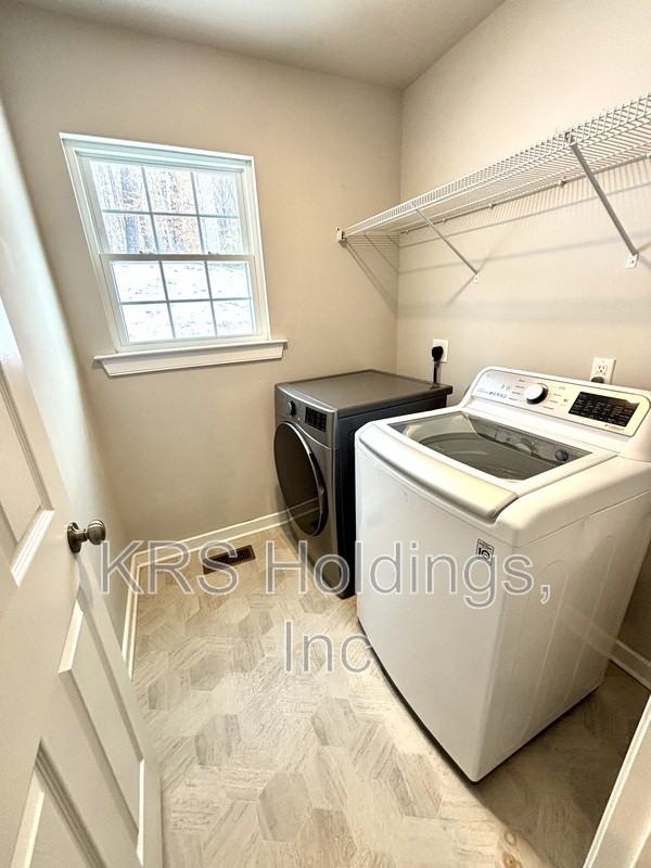 6093 Flintstone Dr - Photo 3 of 14