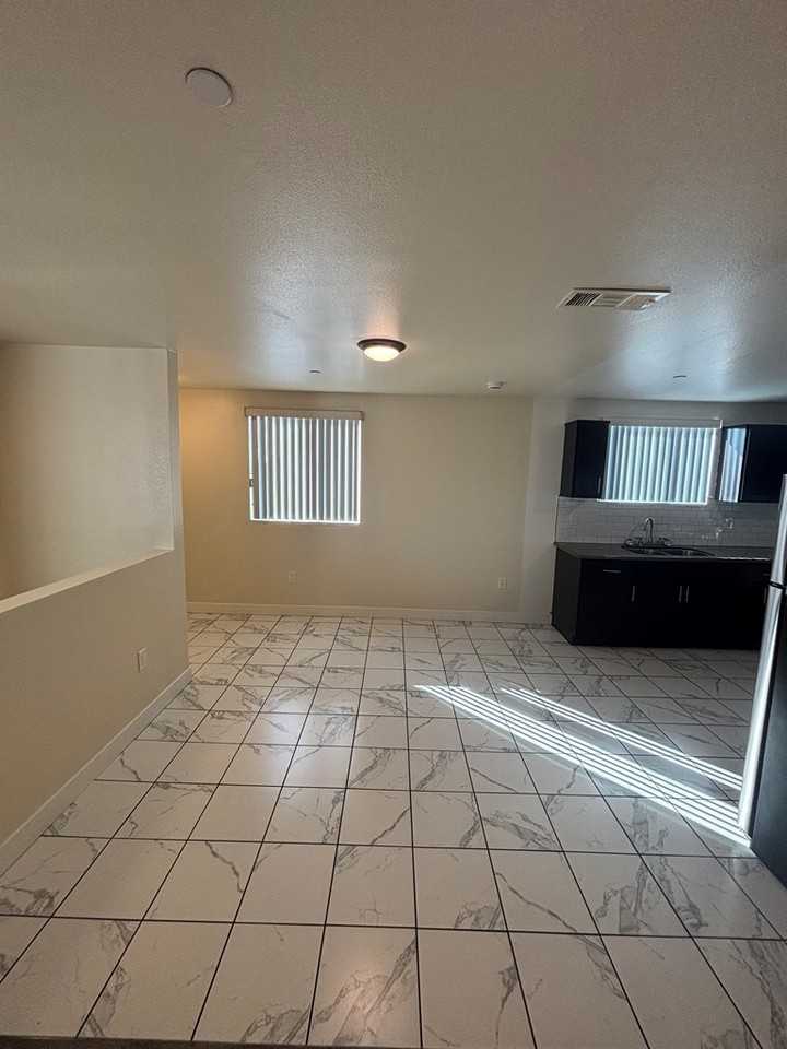 6414 Denver Avenue #1/2 - Photo 2 of 21