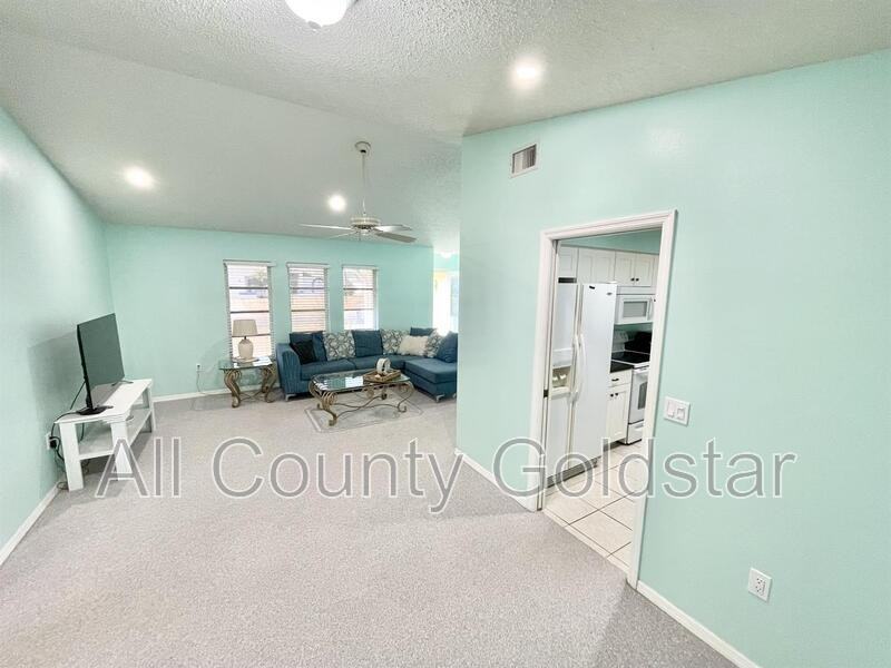 285 Mark Twain Ln - Photo 4 of 18