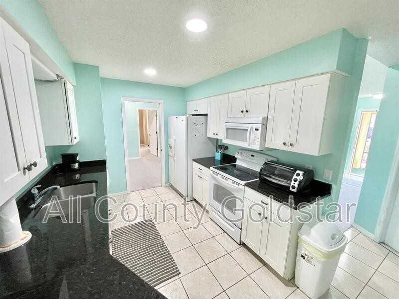 285 Mark Twain Ln - Photo 6 of 18