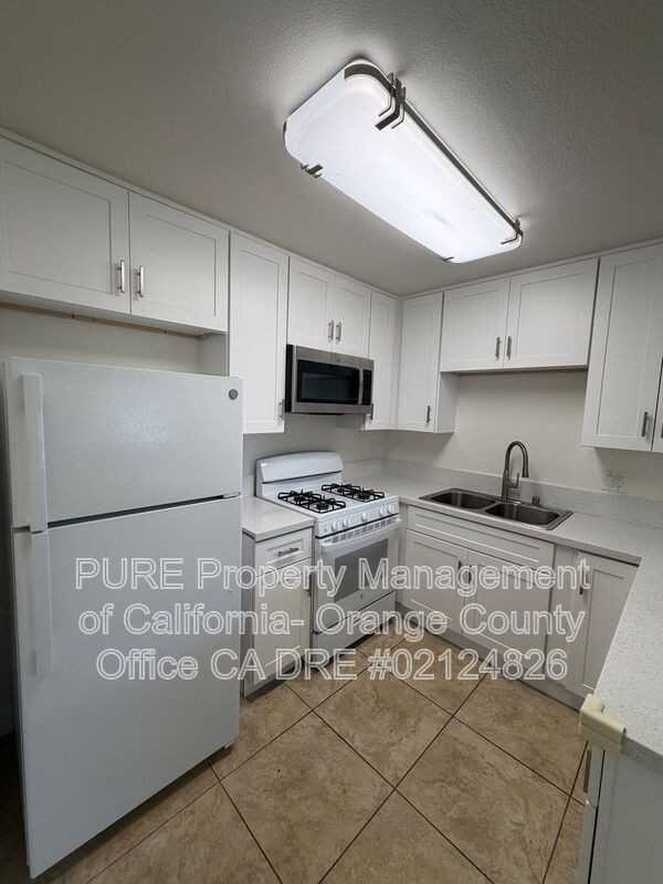 7162 Heil Ave #2 - Photo 4 of 15