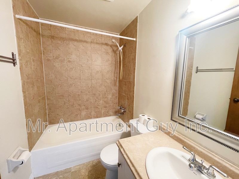 55 Green Valley Dr #1008 - Photo 7 of 15