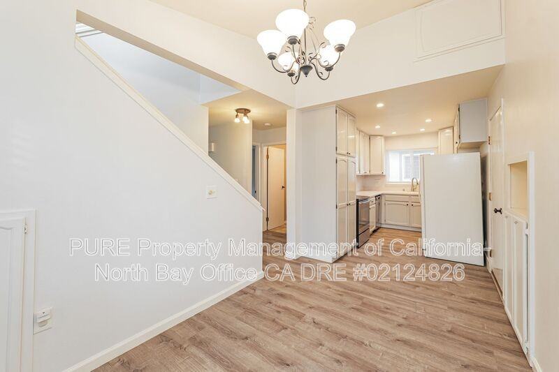 9 Front Ct - Photo 3 of 18