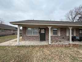 featured image of 232 S Indianola St