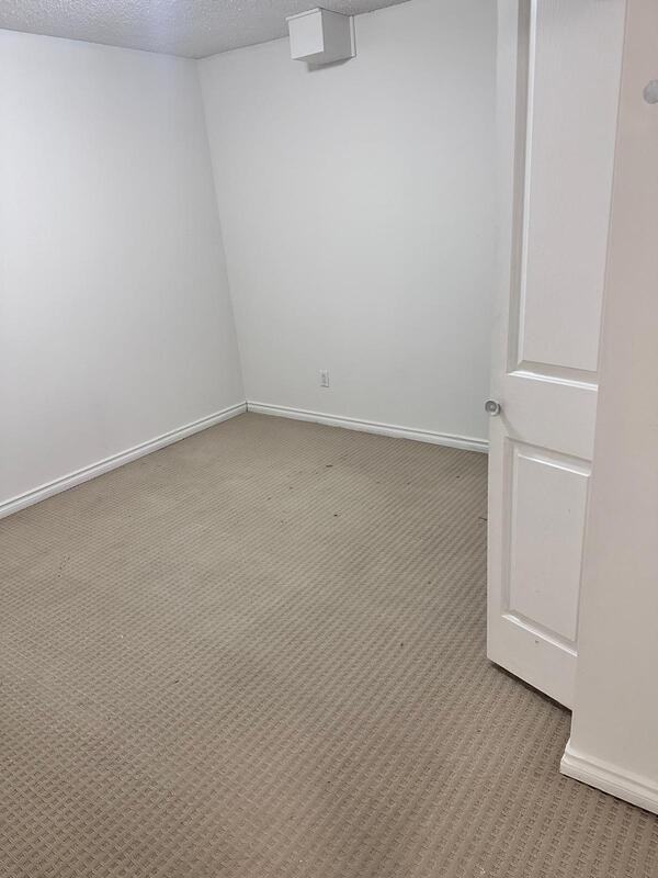 3518 78 St Nw - Photo 5 of 10