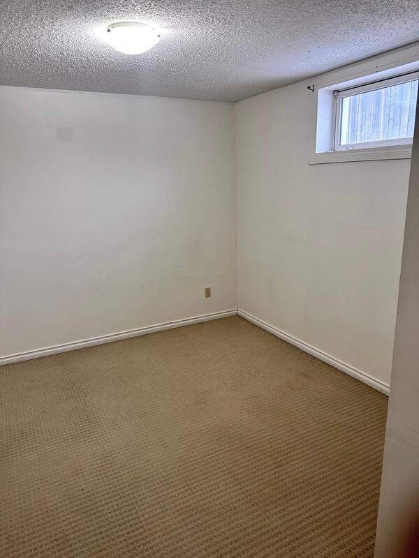 3518 78 St Nw - Photo 6 of 10