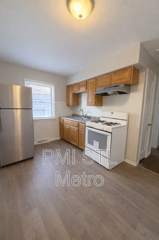 156 Fermo Ave - Photo 2 of 7