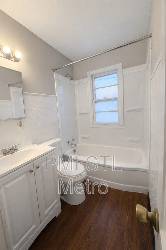 156 Fermo Ave - Photo 3 of 7