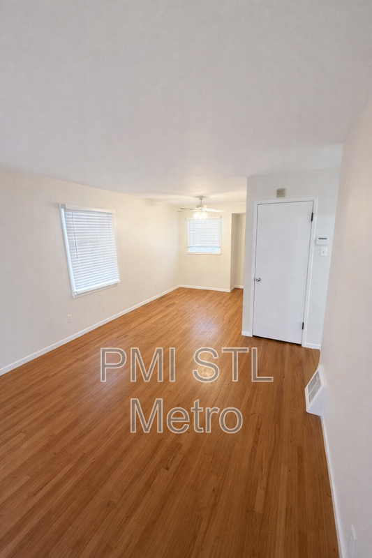 10327 Renfrew Dr - Photo 2 of 9