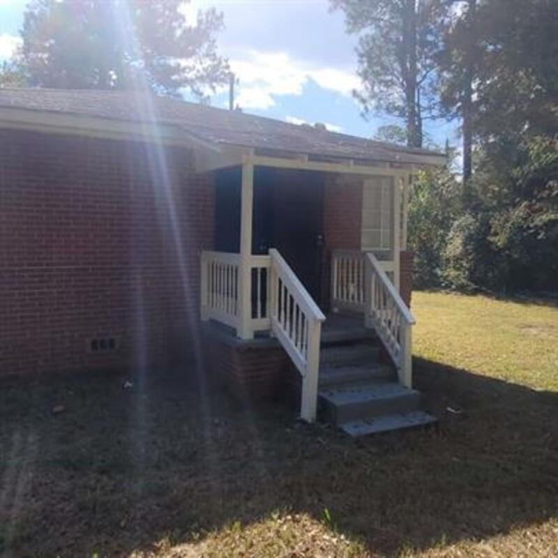 303 Butler St - Photo 4 of 14