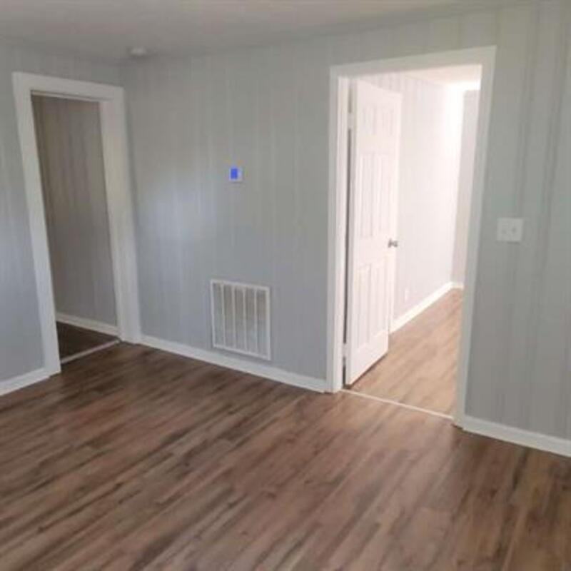 303 Butler St - Photo 6 of 14