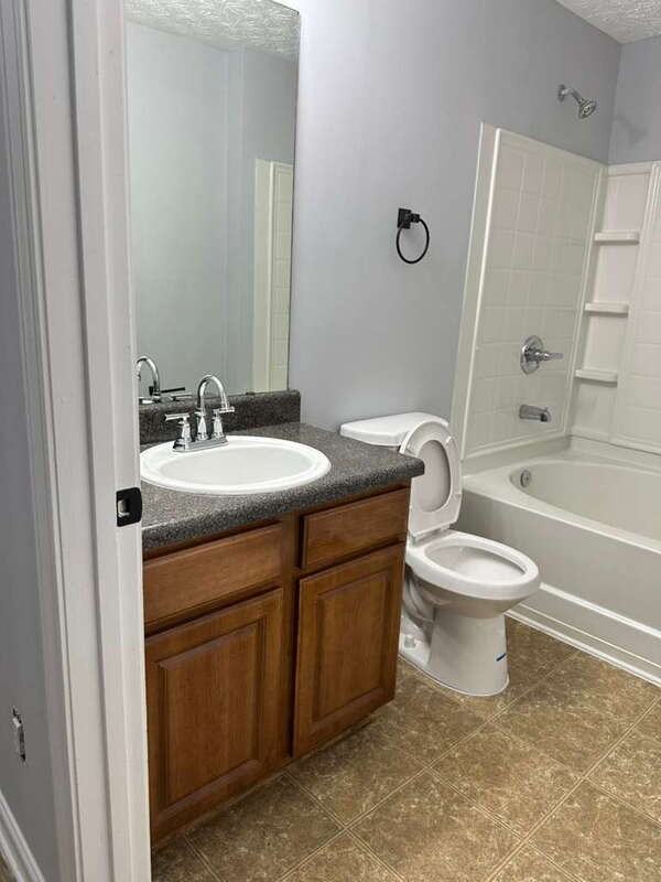 5201 Fairington Club Dr - Photo 5 of 34