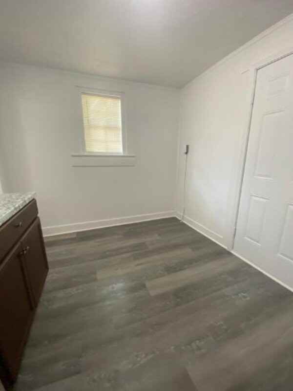 511 Alford St - Photo 7 of 15