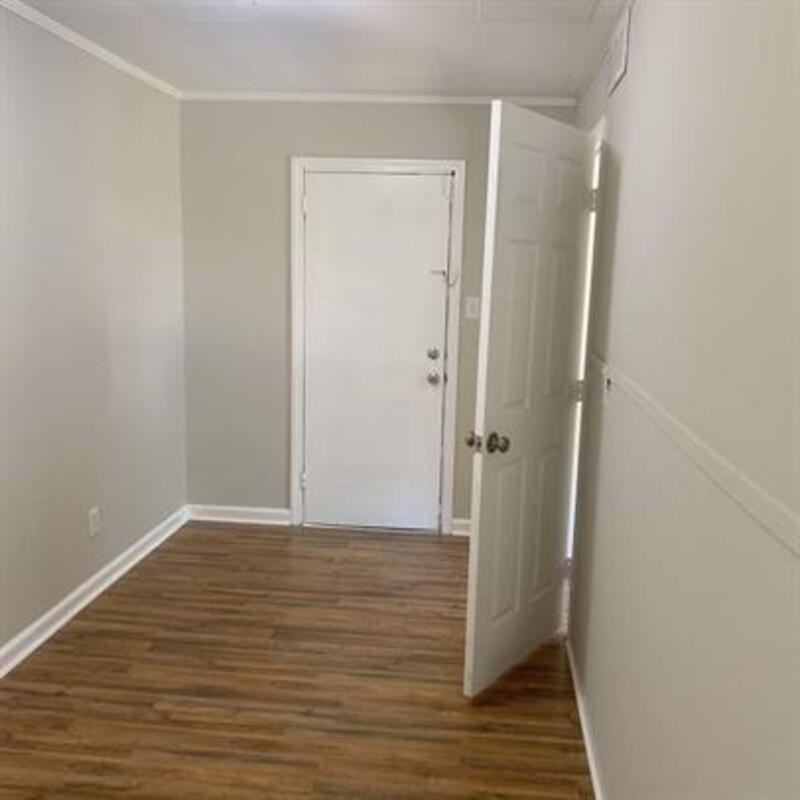 112 2nd St Sw - Photo 5 of 10