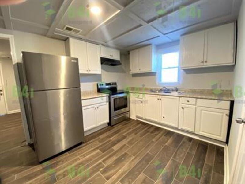 8012 Green St - Photo 6 of 16