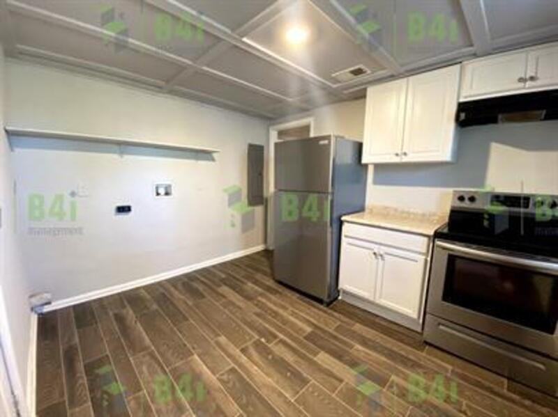 8012 Green St - Photo 7 of 16